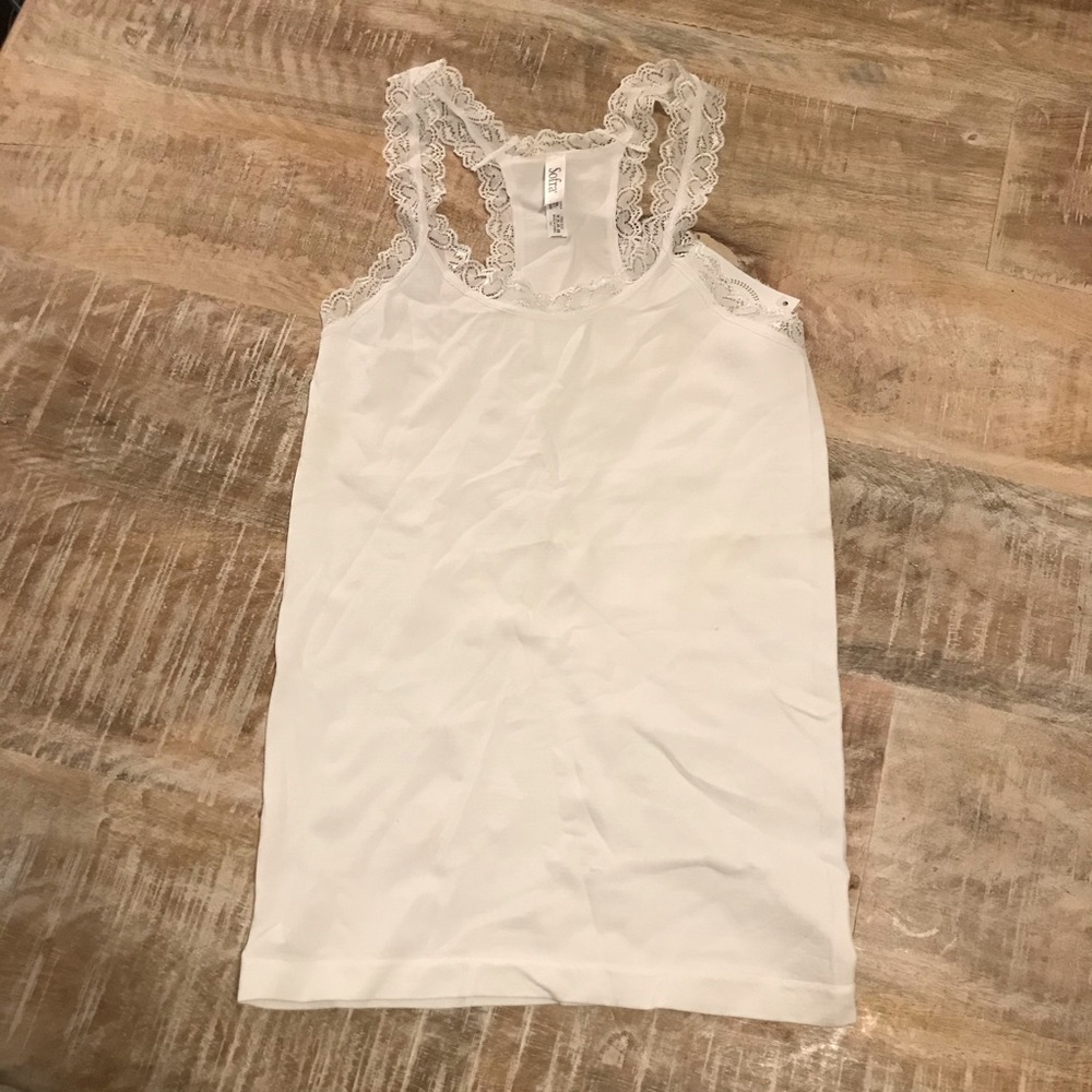 NWT Sofra White Tank with Lace Trim